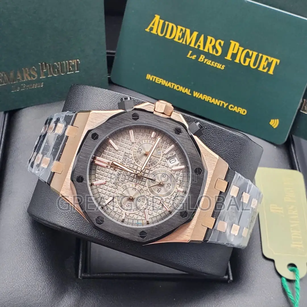 Luxury Audemars Piguet Chain Wristwatch