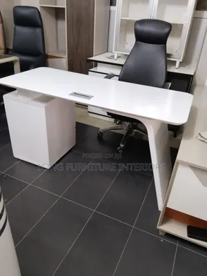 Smart Executive Office Table. 1.4 Meters