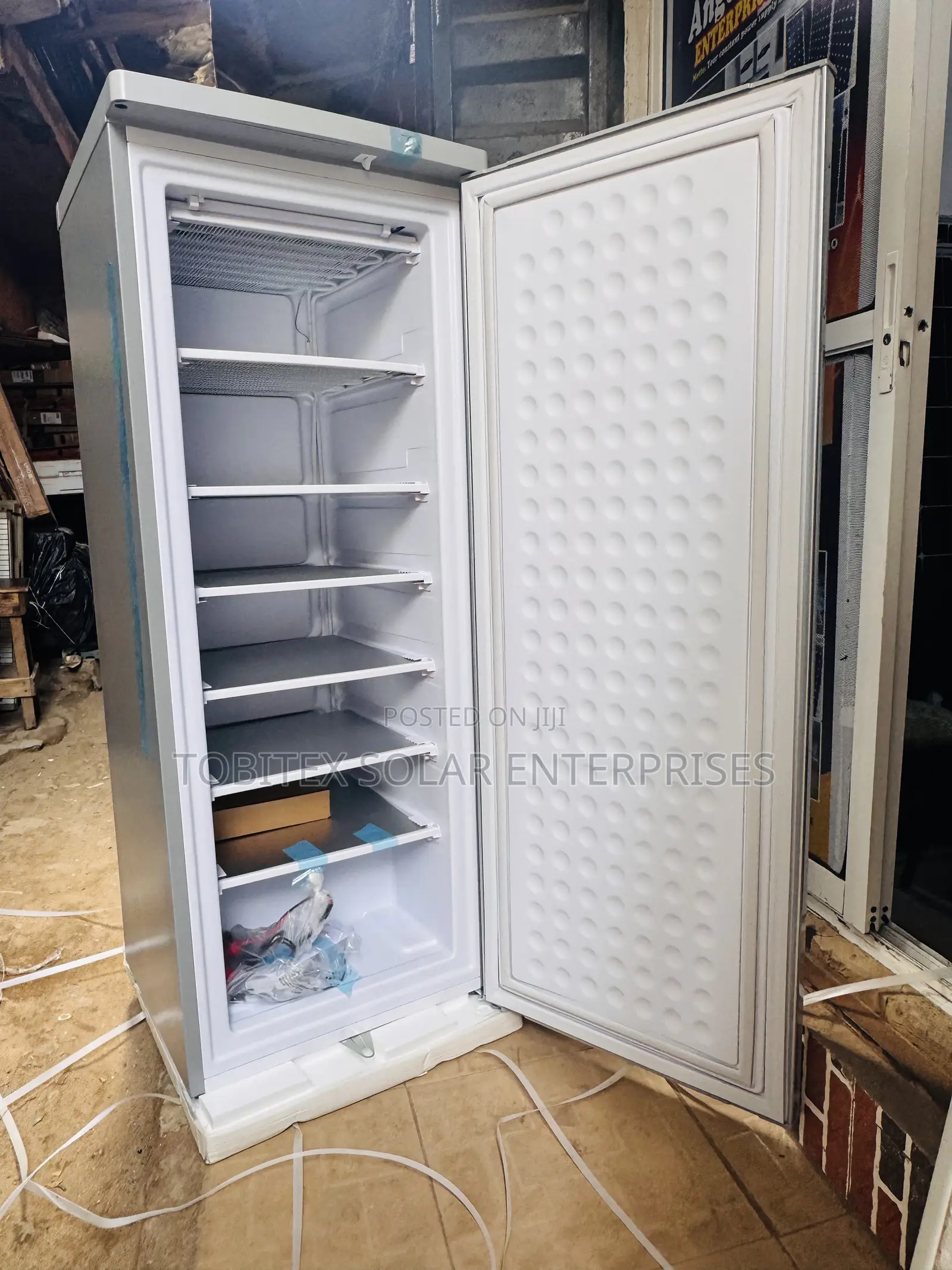 Ice Maker 200l Bona Freezer Standing