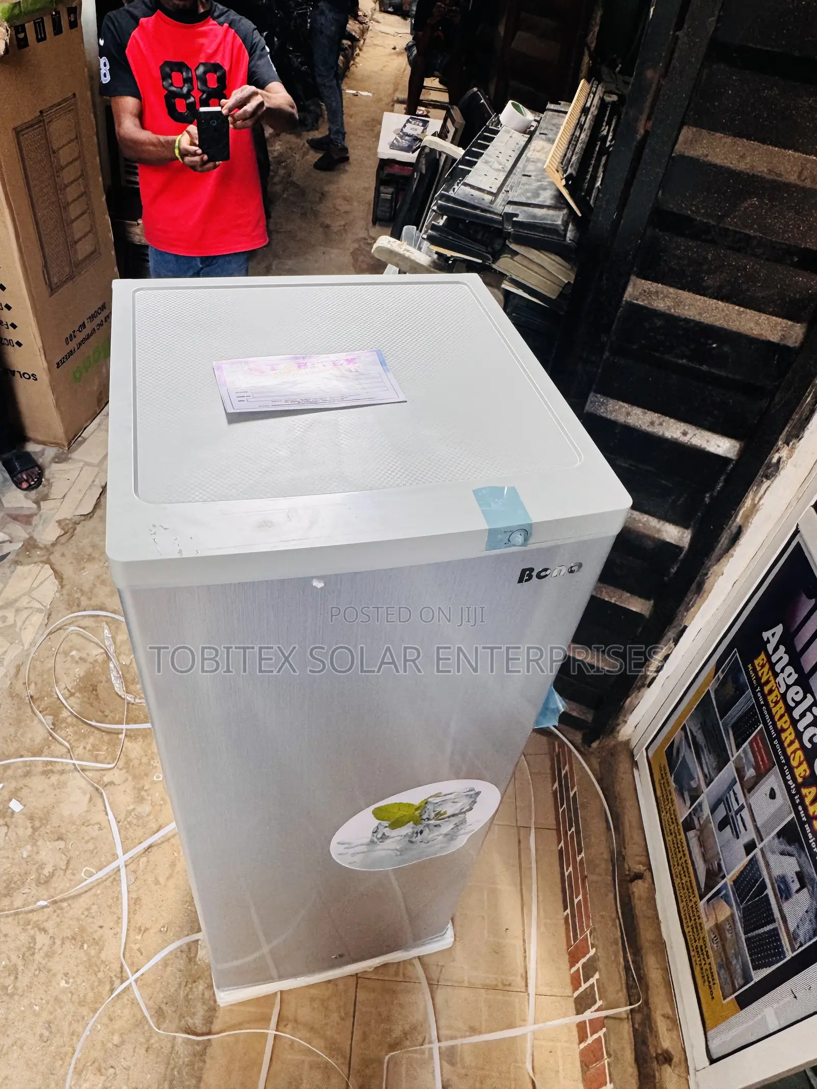 Ice Maker 200l Bona Freezer Standing