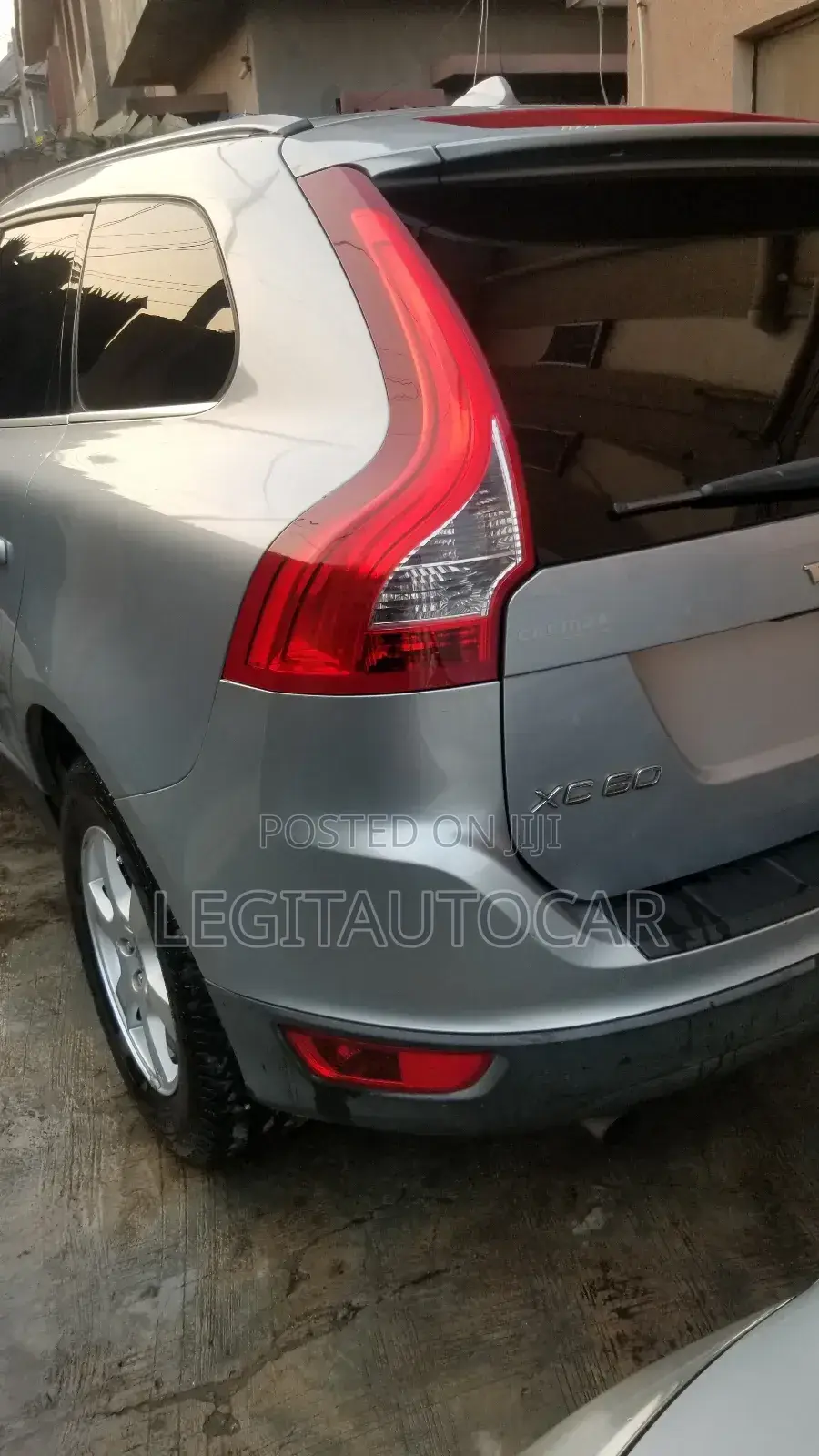 Volvo XC60 2011 Silver