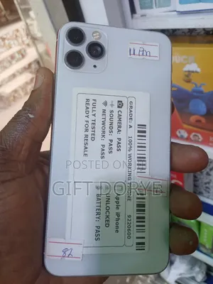 Apple iPhone 11 Pro Max 64 GB White