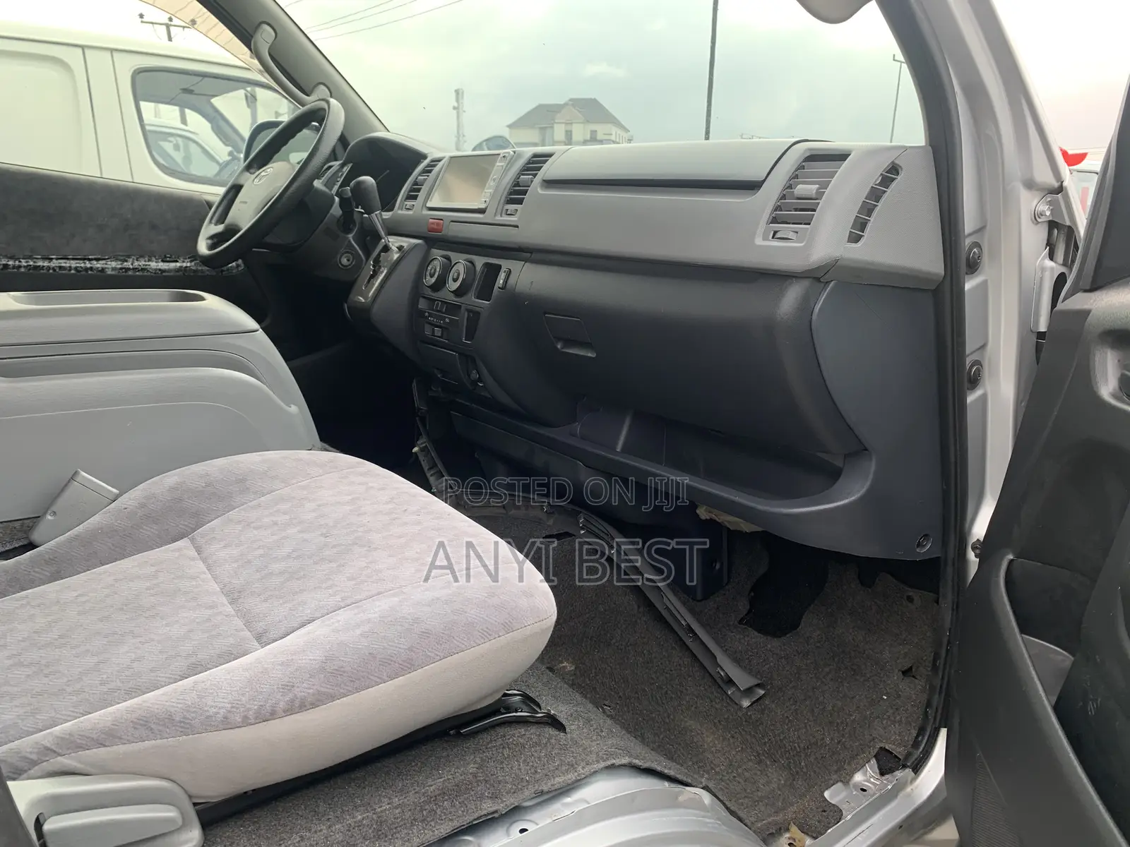 Toyota HiAce 2007 Silver