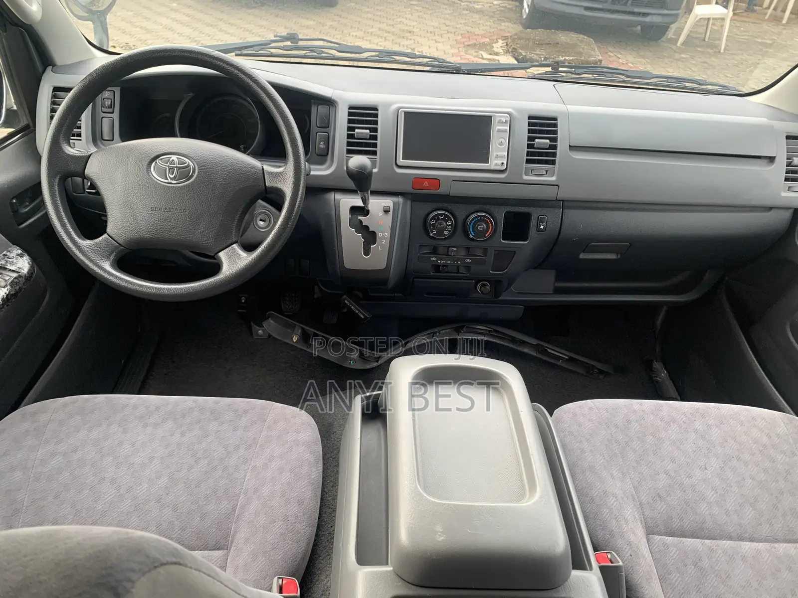 Toyota HiAce 2007 Silver