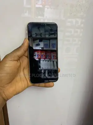 Apple iPhone 11 64 GB White