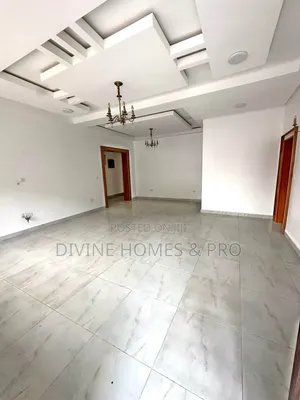 3bdrm Block of Flats in Jahi By Gilmore for rent