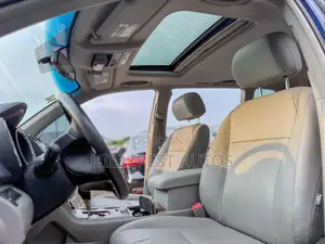 Toyota Highlander 2013 Blue