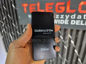Samsung Galaxy S10e 128 GB Black