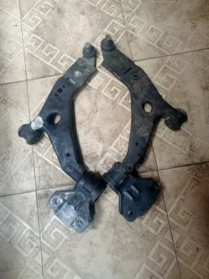 Front Lower Arm Ford Escape 2013