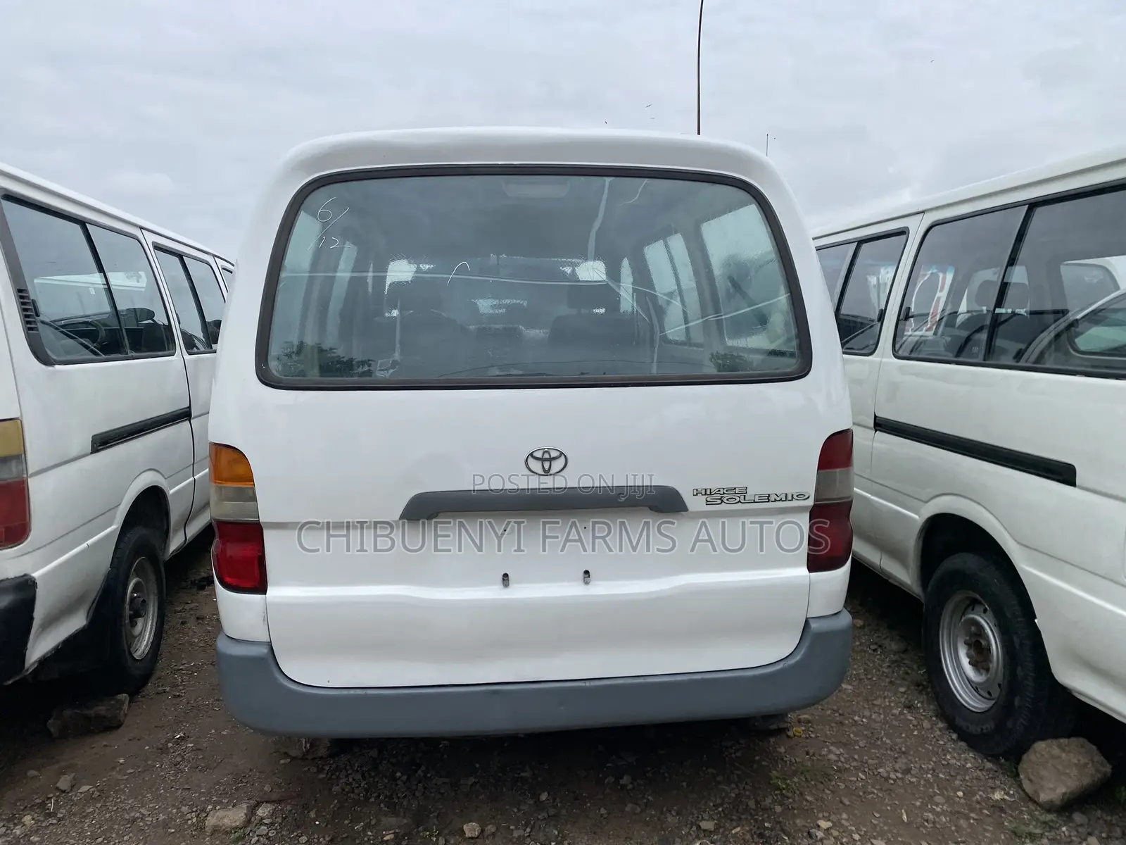 Toyota HiAce 2004 White