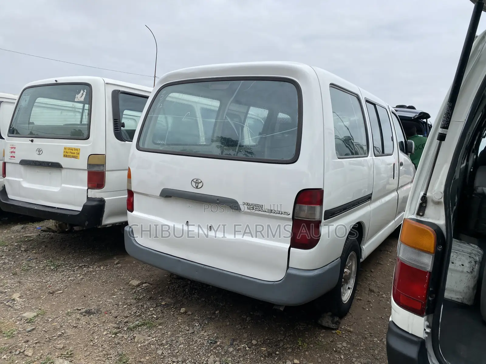 Toyota HiAce 2004 White