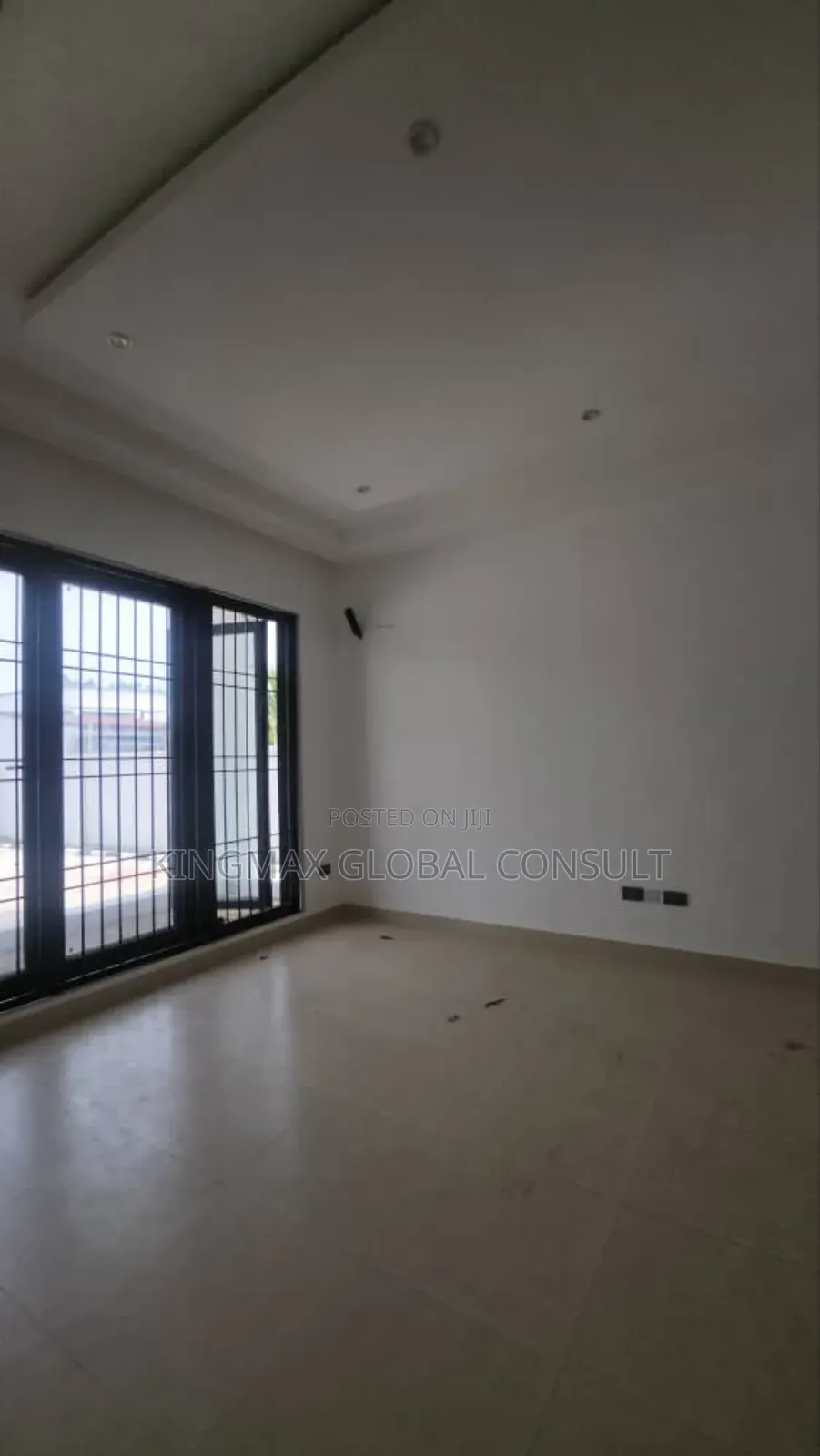 For Sale : Three (3) Floor Office Complex, Lettable Space