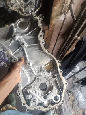 8ar Oil Pump/Front Cover