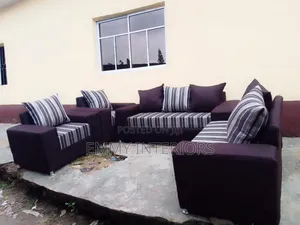 Quality Living Room Complete Set of Fabric Sofa