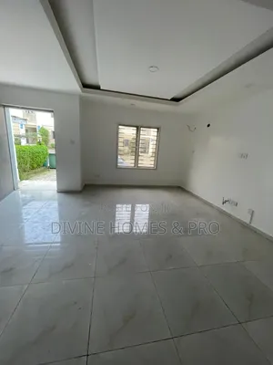 4bdrm Duplex in Life Camp for rent