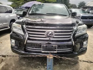 Lexus LX 570 AWD 2016 Black