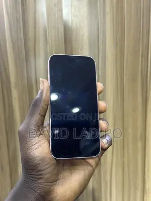 Apple iPhone 15 128 GB Pink
