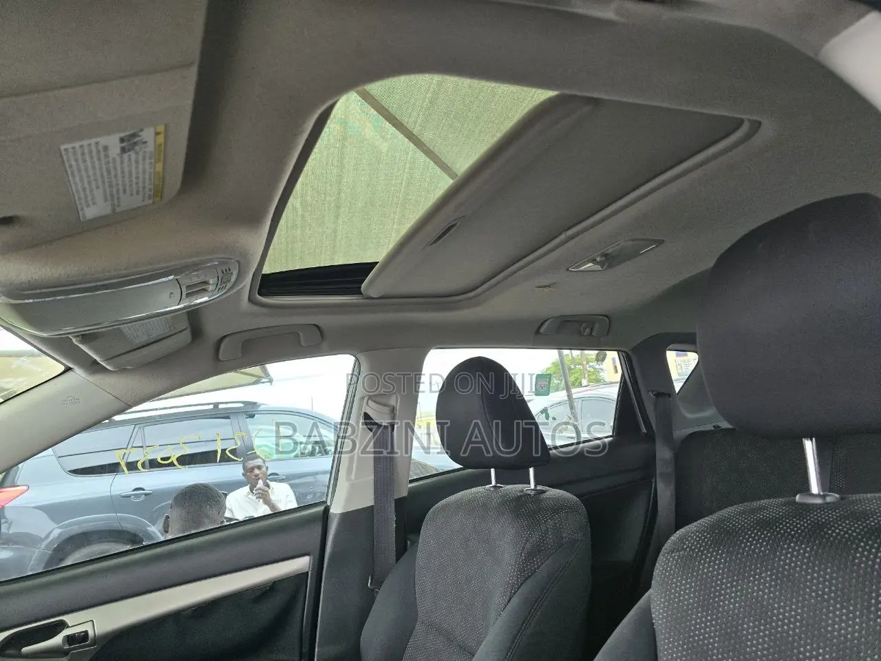 Pontiac Vibe 2.4 4WD 2009 Silver