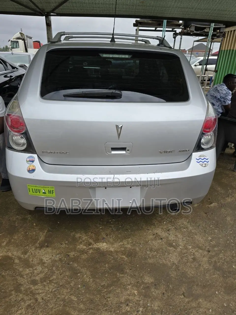 Pontiac Vibe 2.4 4WD 2009 Silver