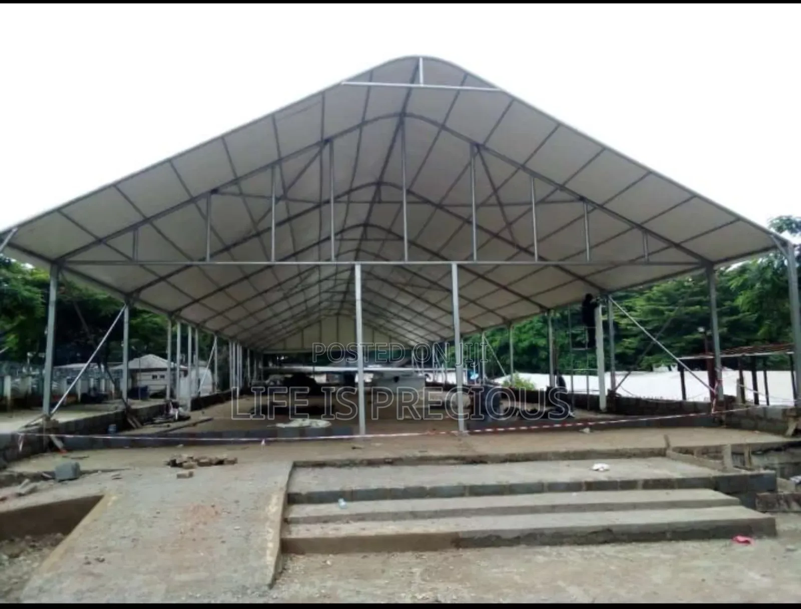 Frame Tent 500 Capacity