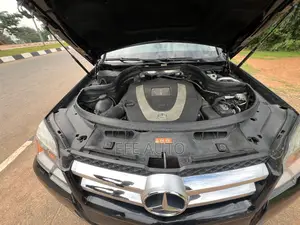 Mercedes-Benz GLK-Class 350 2010 Black