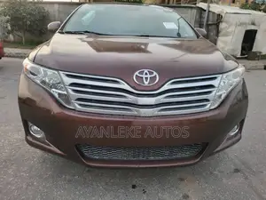 Toyota Venza V6 AWD 2010 Maroon