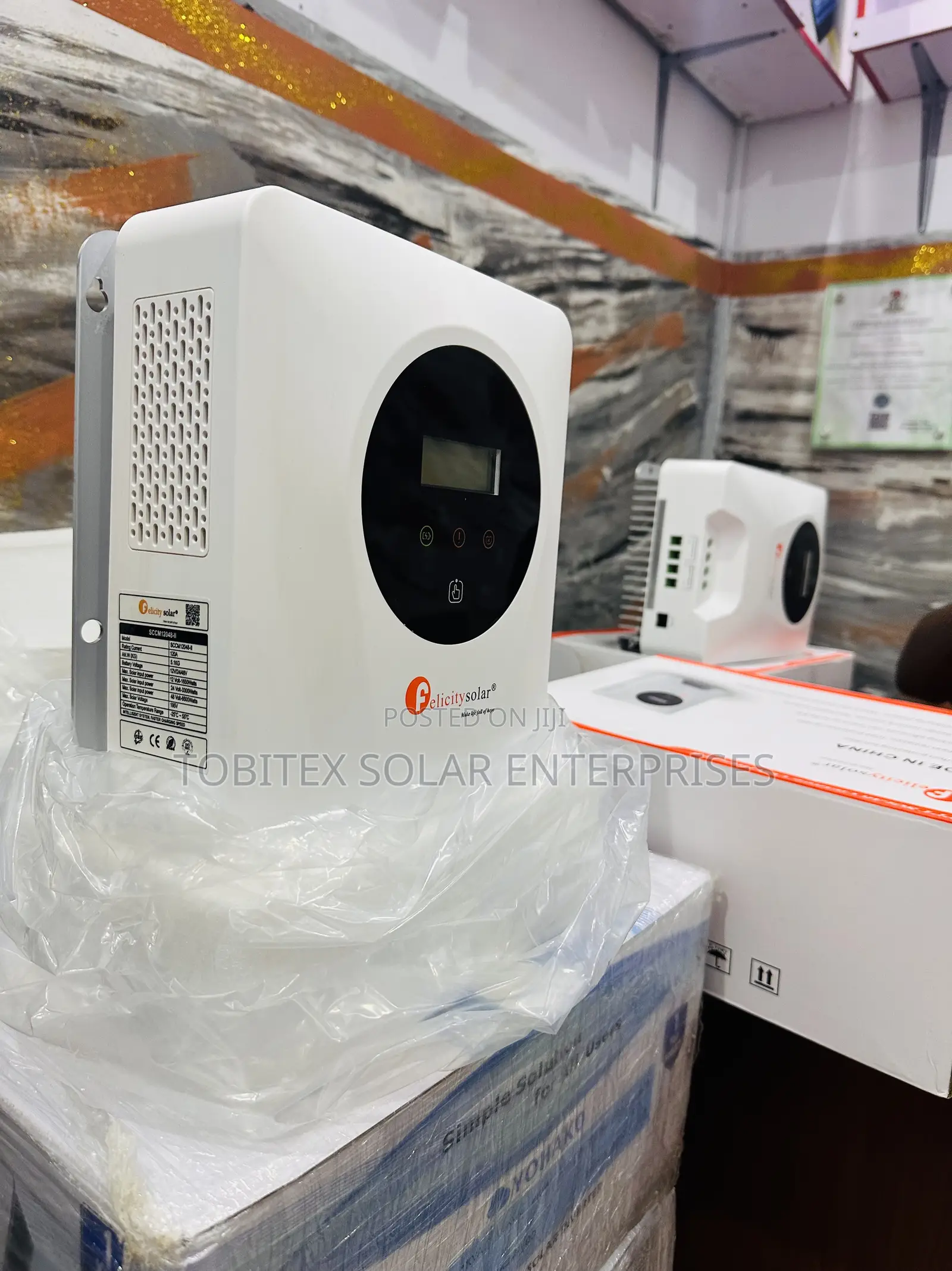 Felicity Charge Controller 120a MPPT