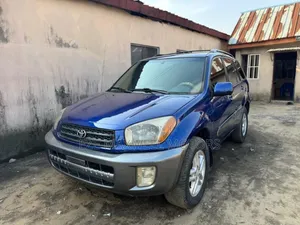 Toyota RAV4 2004 Blue
