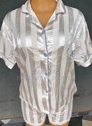 Ladies Night Gown