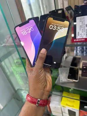 Apple iPhone 11 64 GB