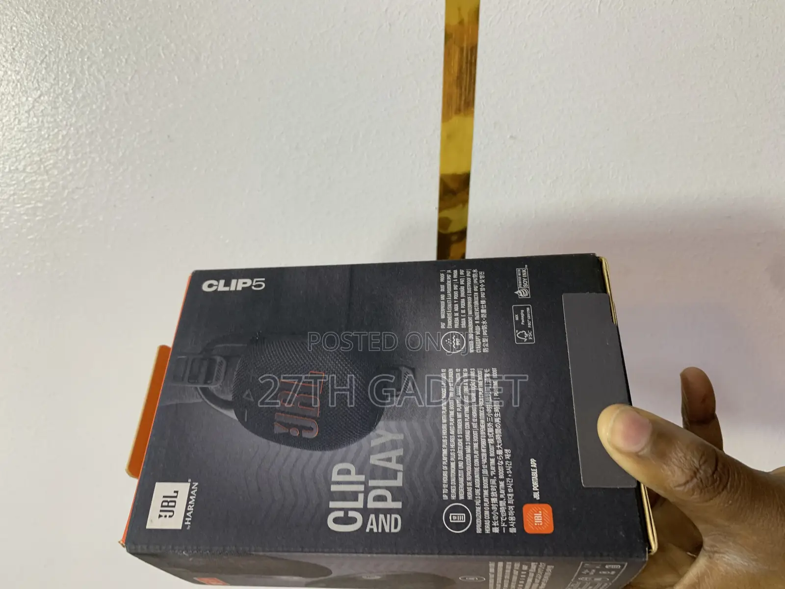 JBL Clip 5