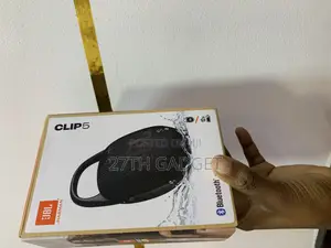 JBL Clip 5
