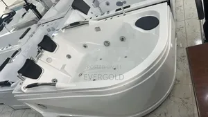 Double Jacuzzi White With Complete Accessories