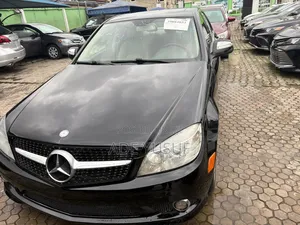 Mercedes-Benz C300 2010 Black