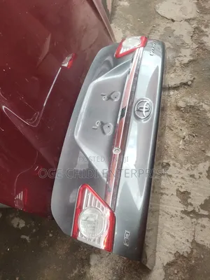 Toyota Boot Corolla 2012