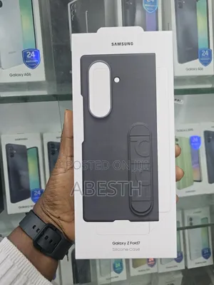 Samsung Pouch