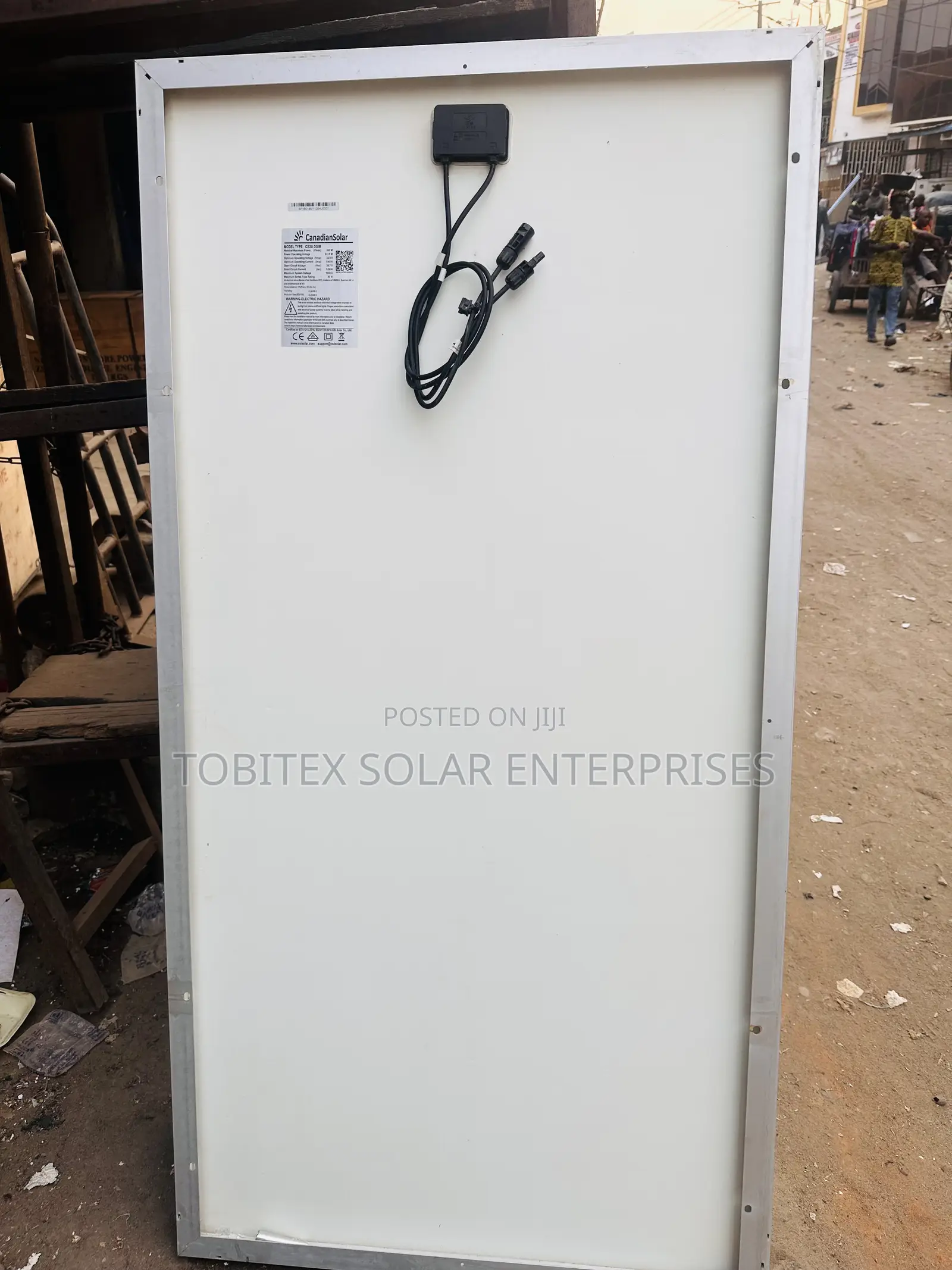 300w Canadian Solar Panels Uk