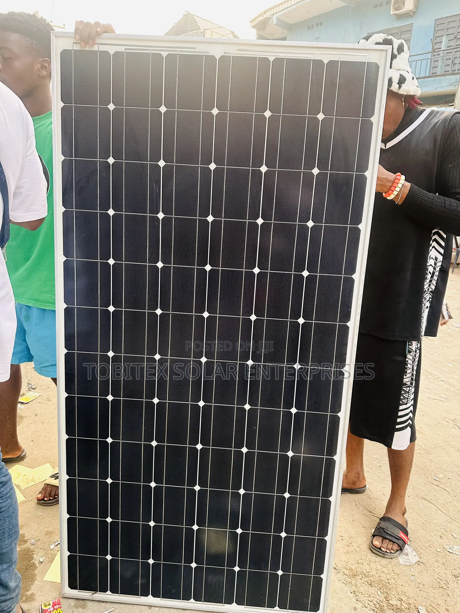 300w Canadian Solar Panels Uk