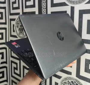 Laptop HP 15s 8GB AMD Ryzen 5 SSD 512GB