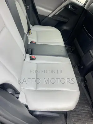 Toyota RAV4 XLE AWD (2.5L 4cyl 6A) 2016 Black