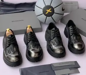 Classic Balenciaga Exclusive Luxury Designer Shoe
