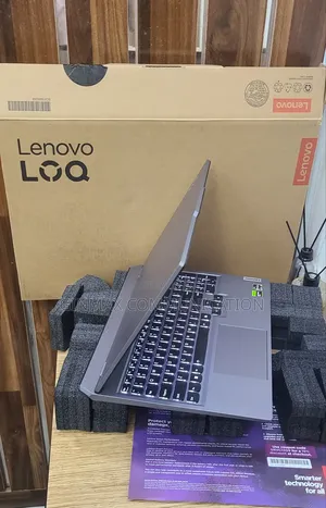 Laptop Lenovo LOQ 15ARP9 16GB Intel Core I7 SSD 1T