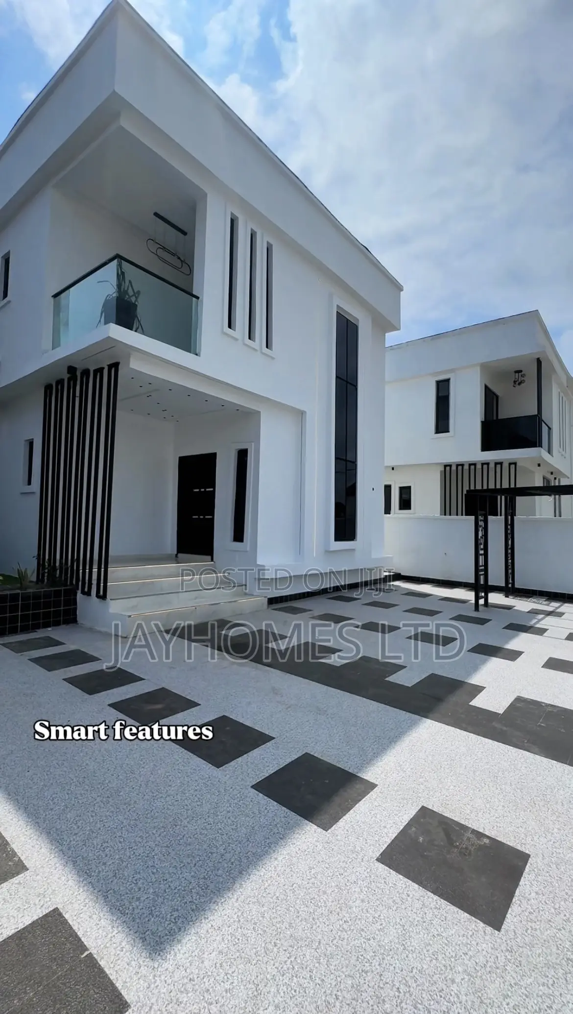 Super Luxury 5 Bedroom Duplex With Swimming Pool for Sale in Asaba
