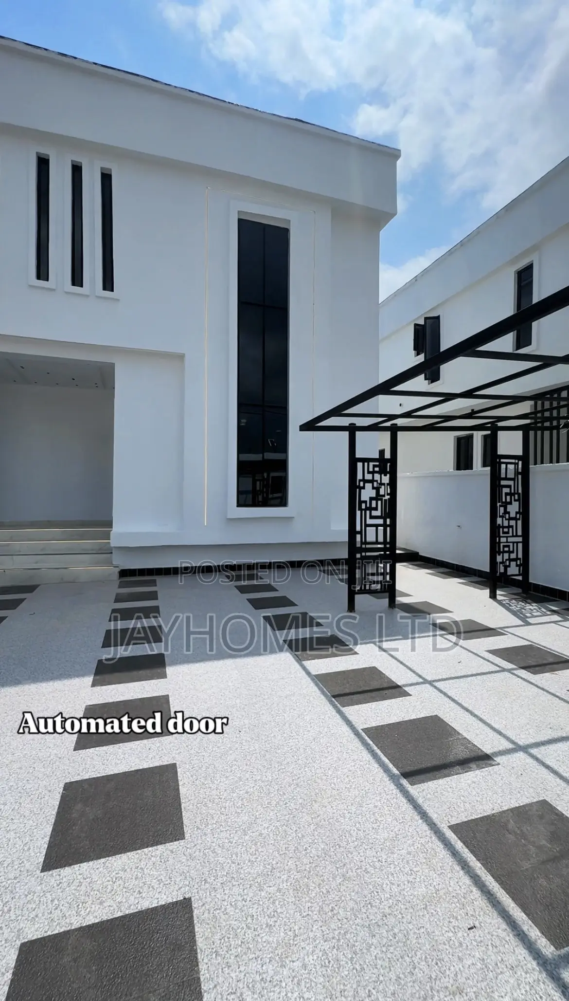 Super Luxury 5 Bedroom Duplex With Swimming Pool for Sale in Asaba