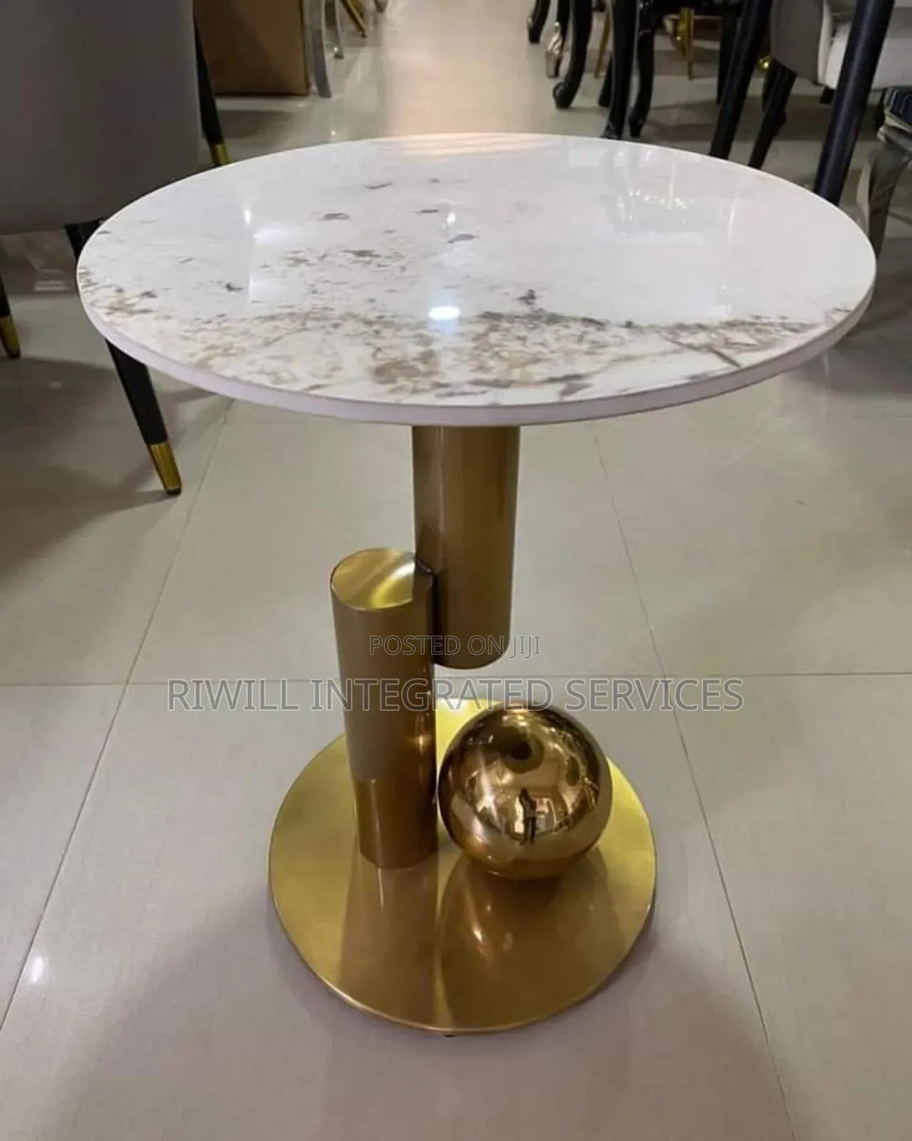 Side Stool With Bulb