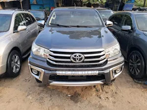 Toyota Hilux Revo Double Cab Petrol 2.7 RWD 2020 Gray