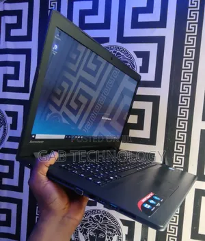 Laptop Lenovo IdeaPad 300 8GB Intel Core I5 SSD 256GB
