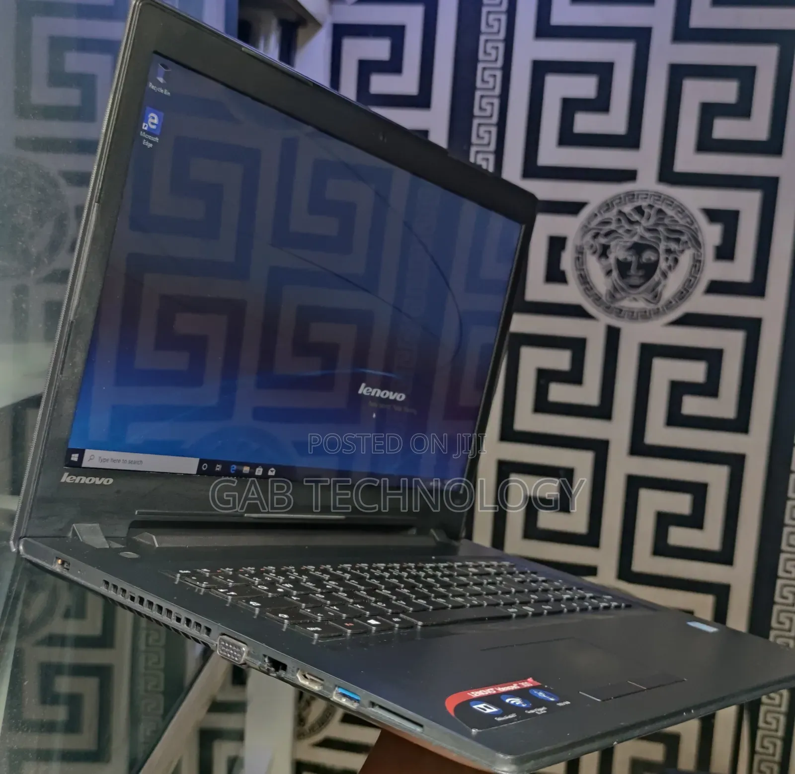 Laptop Lenovo IdeaPad 300 8GB Intel Core I5 SSD 256GB