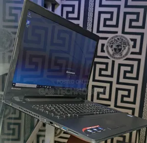Laptop Lenovo IdeaPad 300 8GB Intel Core I5 SSD 256GB
