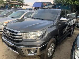 Toyota Hilux 2.4 Diesel 2020 Gray